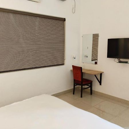 Hotel Lakeview By Bookingcare Chhatarpur Εξωτερικό φωτογραφία