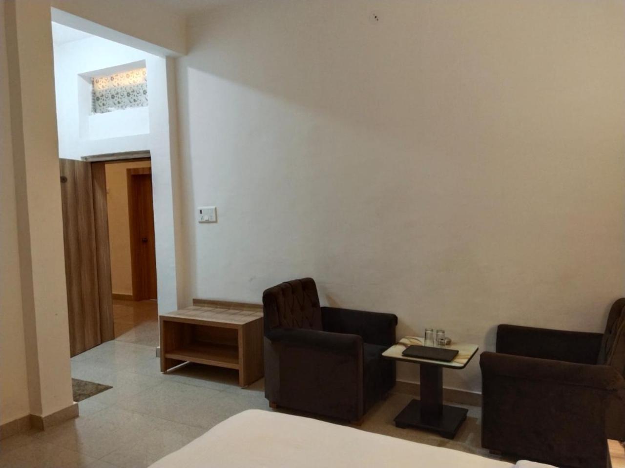 Hotel Lakeview By Bookingcare Chhatarpur Εξωτερικό φωτογραφία